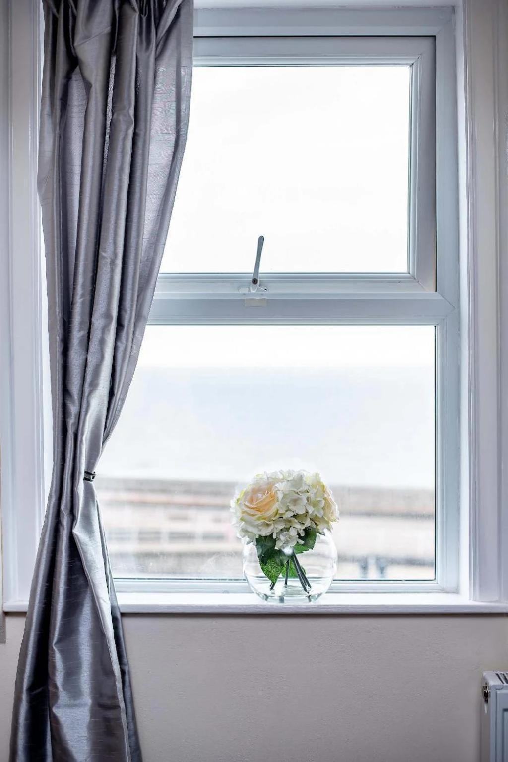 Mars Hotel Seaview Blackpool Luaran gambar
